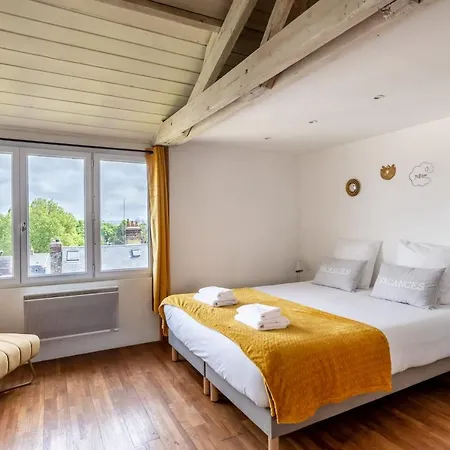 Le Jardin D'eugene - 4p House - Terrace - Historic Center 度假居 *
